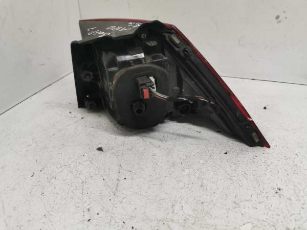 FEU ARRIERE GAUCHE VW GOLF 7 2013-2017 3/5PORTES - Vue 2